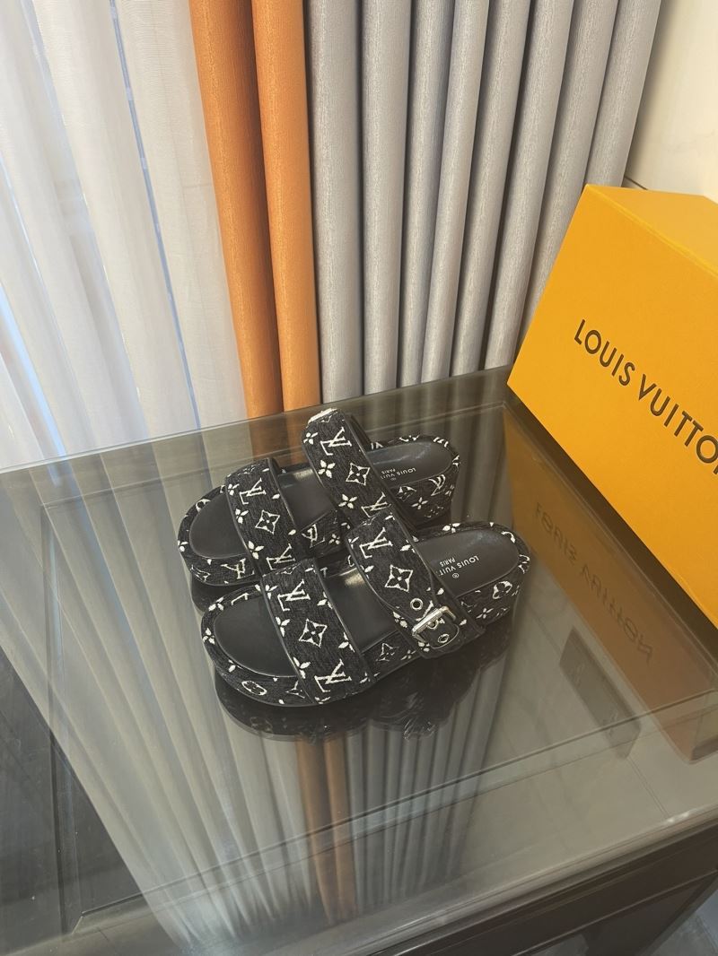 Louis Vuitton Slippers